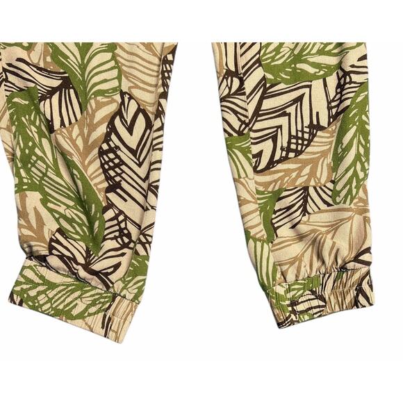 United Colors of Benetton Green Beige Leaf Print Wide Leg Ankle Pants - Picture 5 of 8